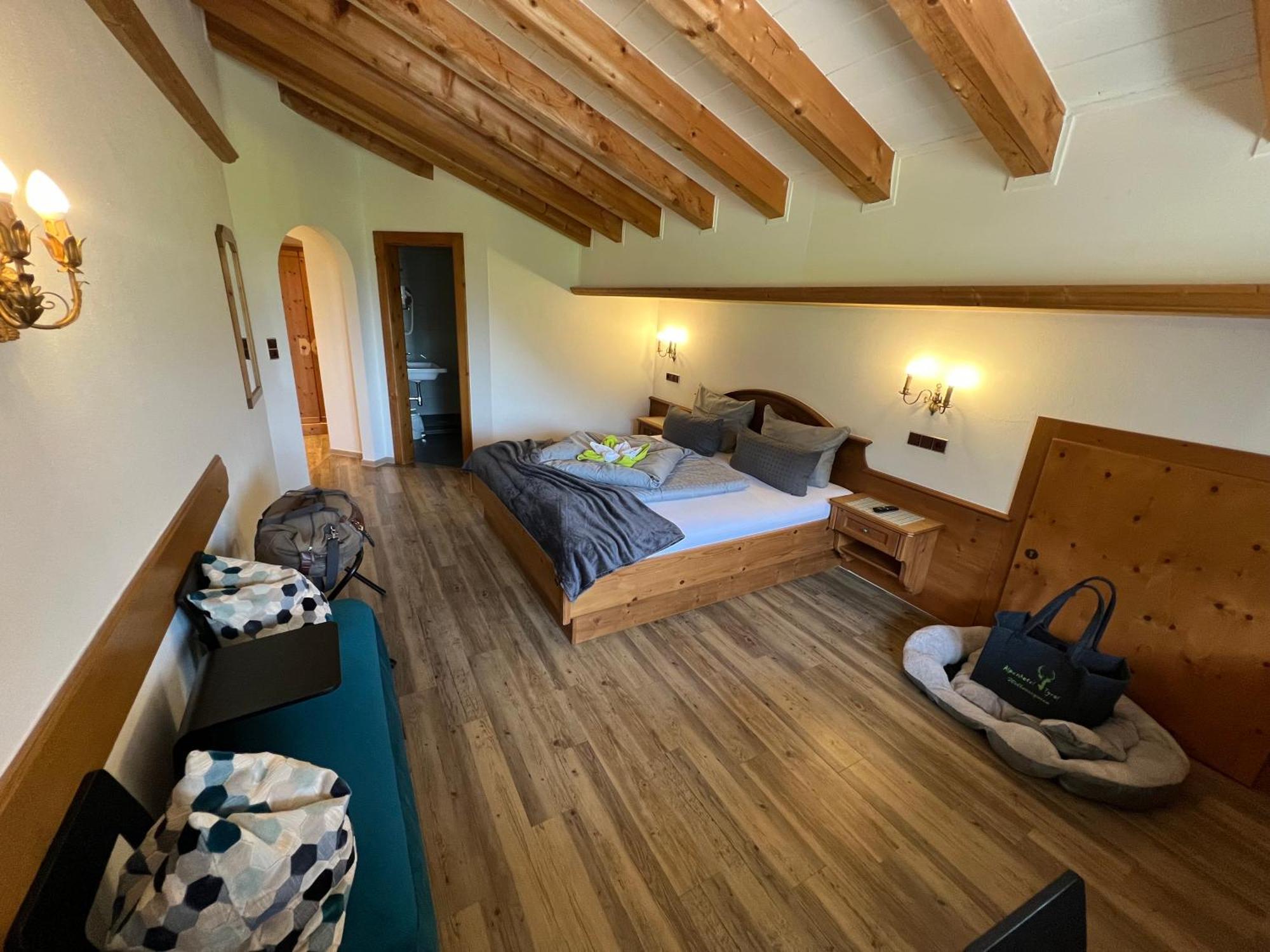 Alpenhotel Tyrol - B&B Konzepthotel - Adults Only بيرتيساو المظهر الخارجي الصورة
