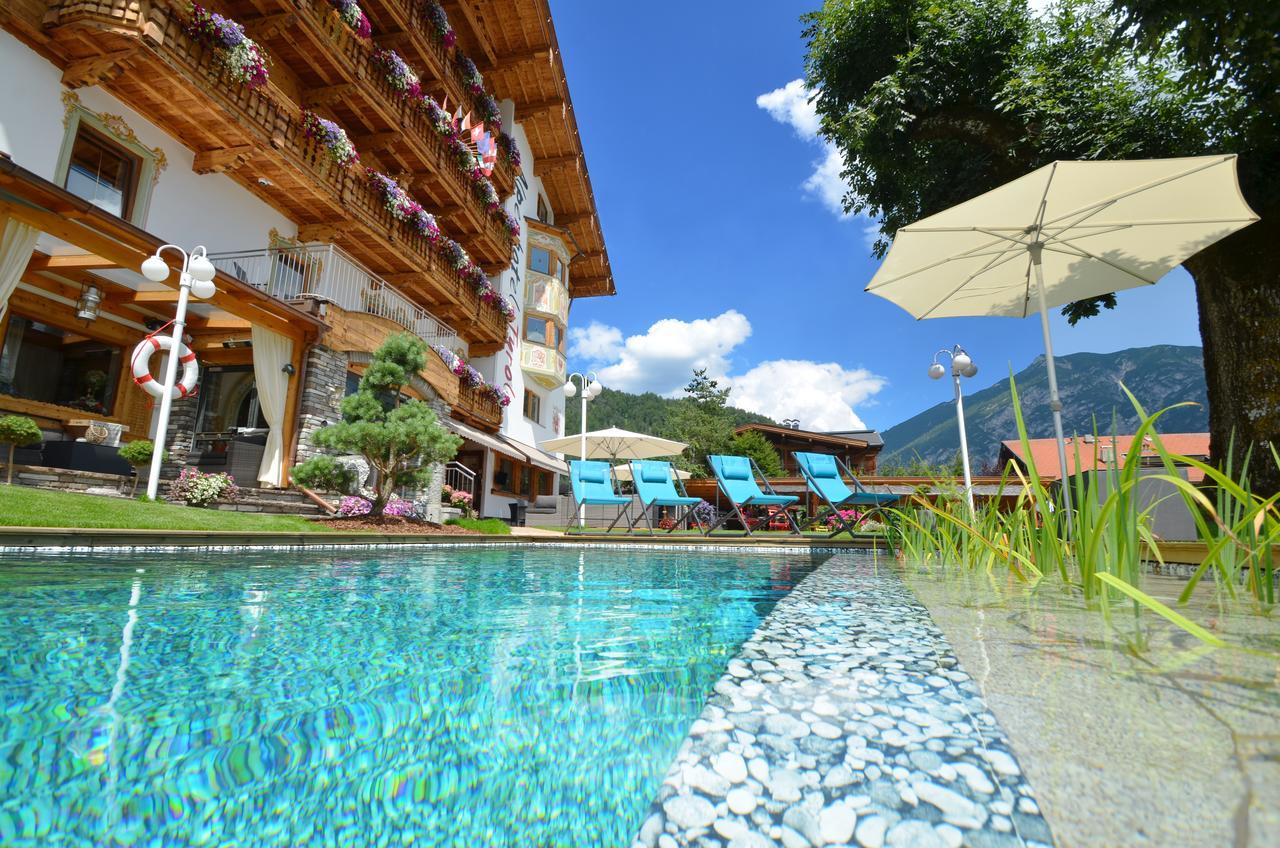 Alpenhotel Tyrol - B&B Konzepthotel - Adults Only بيرتيساو المظهر الخارجي الصورة